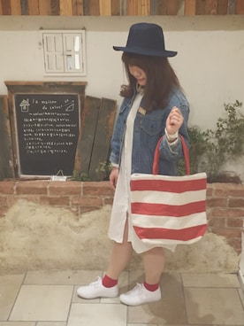 「salut!（サリュ!）のアイテム（ハット、ブルー系）」を使った、s a k i k oさん（レディース・160cm）の春コーディネート