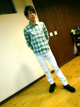 「HVC（エイチブイシー）のアイテム（パンツ）」を使った、セイジさん（メンズ・172cm）の冬コーディネート