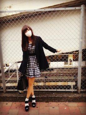 佐野ひなこさんのコーディネート