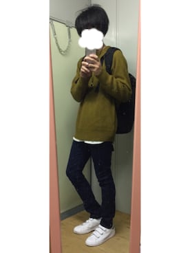 「GU（ジーユー）のアイテム（ニット/セーター、イエロー系）」を使った、キクツニさん（メンズ・178cm）の秋コーディネート