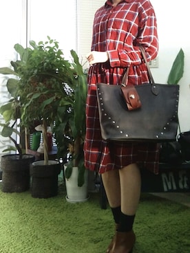 「REDMOON（レッドムーン）のアイテム（財布/小物）」を使った、Neolatineさん（レディース・165cm）の秋コーディネート