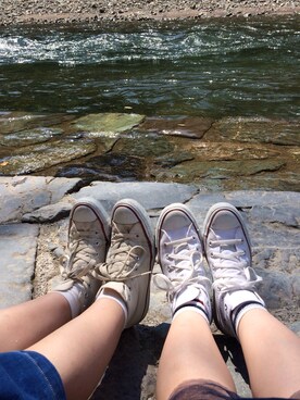 「CONVERSE（コンバース）のCONVERSE ハイカットスニーカー（スニーカー、ホワイト系）」を使った、KANNAさん（レディース）の春コーディネート