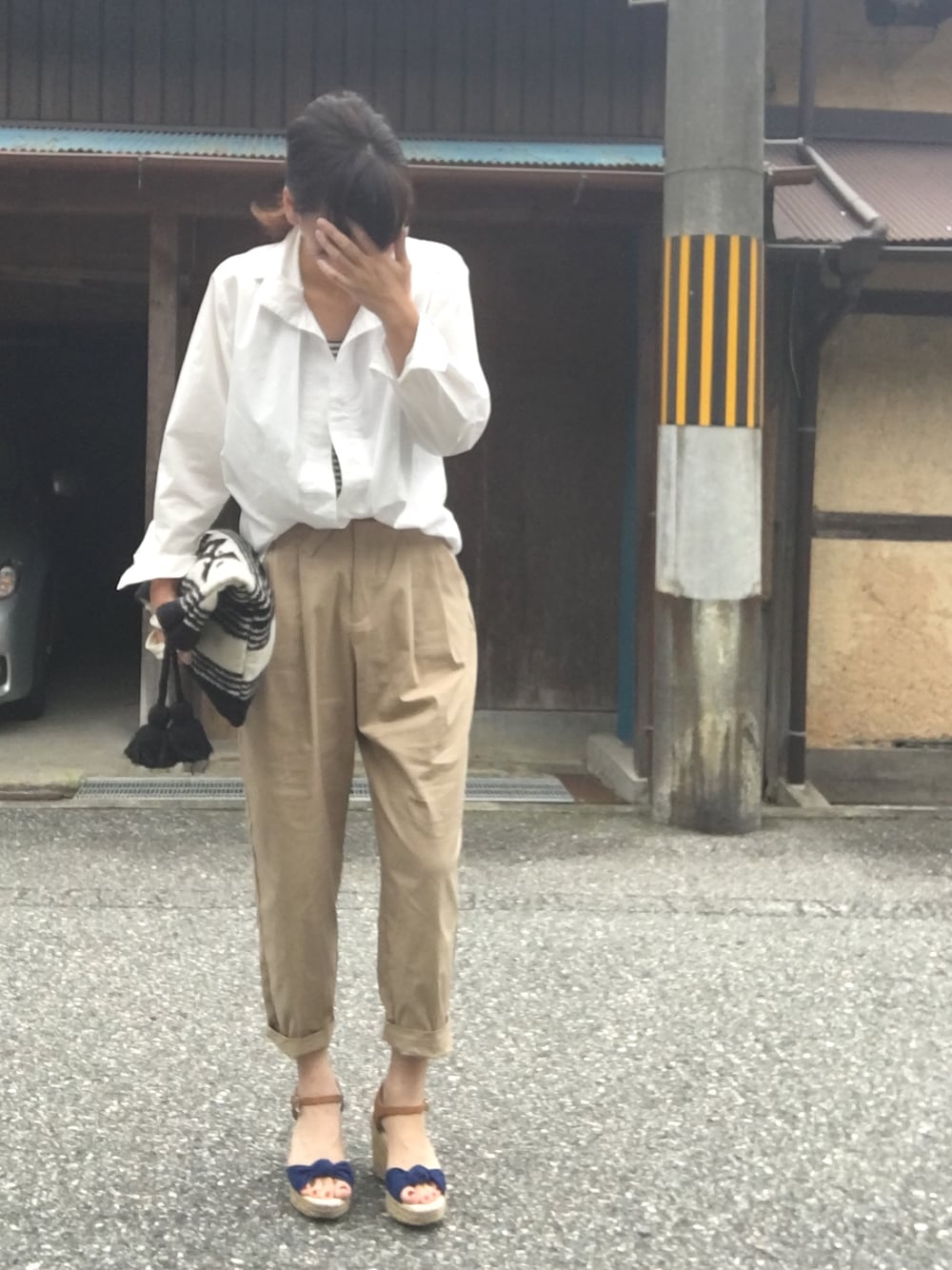 GUのアイテムを使った「イージーハイウエストボリュームパンツ」の人気  