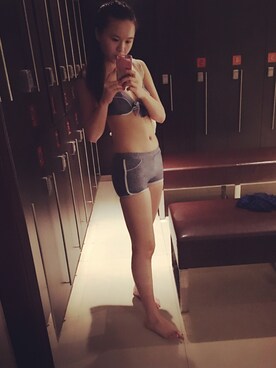 Dovely Caiさんのコーディネート