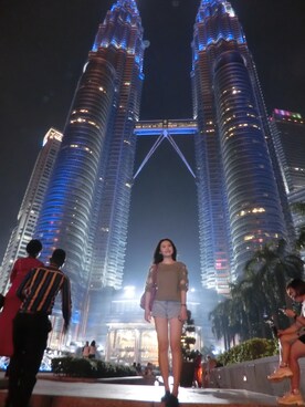 Dovely Caiさんのコーディネート