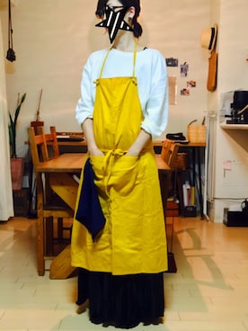「アイテム（エプロン、イエロー系）」を使った、夕凪さん（レディース・163cm）の秋コーディネート