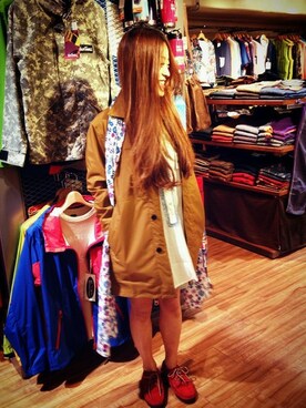 「MANASTASH（マナスタッシュ）のアイテム（ステンカラーコート）」を使った、さゆるゆるさん（レディース・156cm）の夏コーディネート