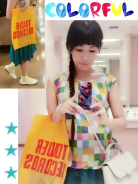 「レトロ」｜「アイテム（PC・スマホグッズ/家電）」を使った、ミーコさん（レディース・156cm）の夏コーディネート