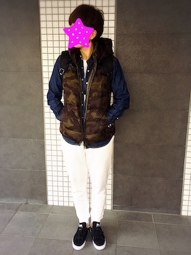 「アイテム（ダウンベスト、その他）」を使った、しーしさん（レディース・164cm）の春コーディネート