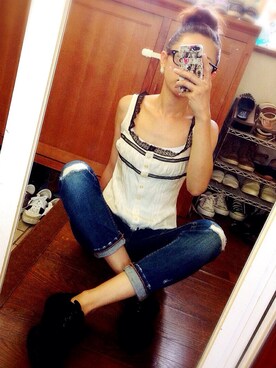 「ZARA（ザラ）のダメージボーイフレンドデニム（デニムパンツ、ブルー系）」を使った、TSUNさん（レディース・162cm）の夏コーディネート