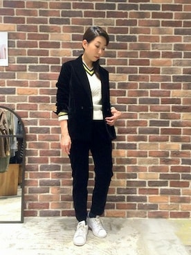 「ラインニット」｜「アイテム（ジャケット/アウター）」を使った、tahara.さん（レディース・164cm）の秋コーディネート