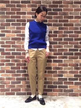 「NOMBRE IMPAIR（ノンブルアンペール）のアイテム（チノパンツ）」を使った、tahara.さん（レディース・164cm）の春コーディネート