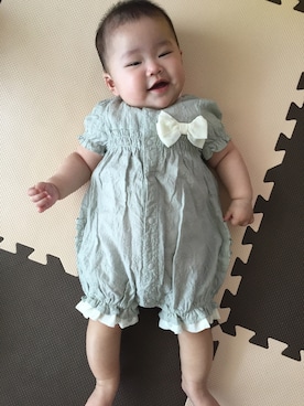 「アイテム（ママ＆ベビー、グリーン系）」を使った、CHAMAさん（キッズ・70cm）の春コーディネート