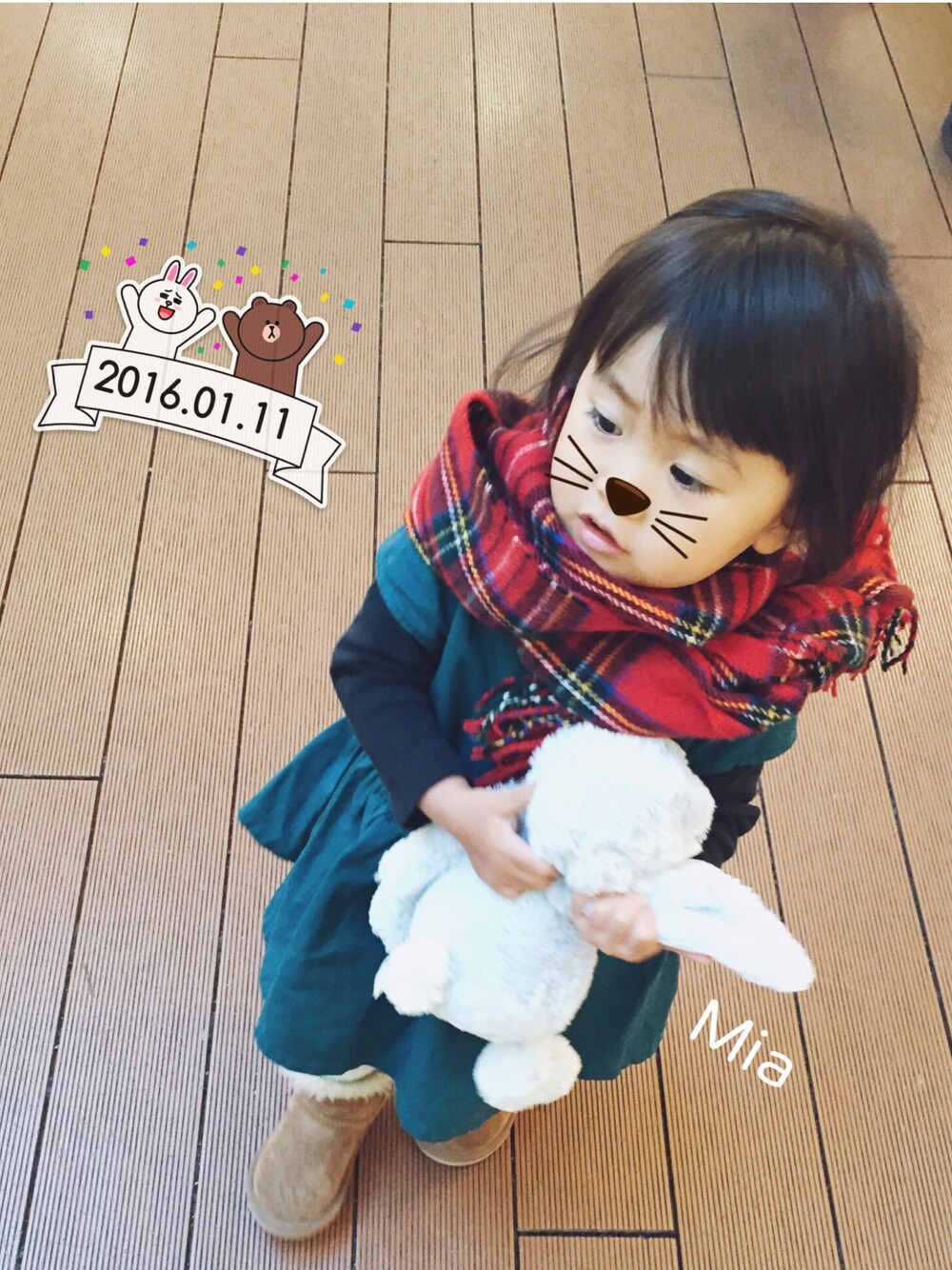「キッズコーデ、2歳、女の子」｜「WEGOのアクリルマフラー（マフラー、レッド系）」を使った、moz777さん（キッズ・90cm）の冬コーディネートの1枚目の写真