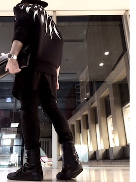 「NEIL BARRETT（ニールバレット）のアイテム（スウェット）」を使った、sanchakingさん（メンズ・163cm）の秋コーディネート