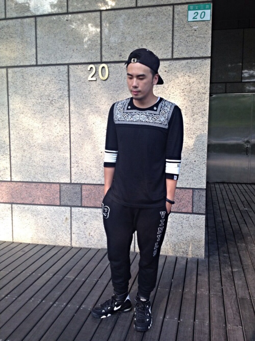 「black、NIKE、Taiwan、snapback、stereovinyls、TAIPEI、integral03」｜「StereoのStereo Vinyls（その他パンツ、ブラック系）」を使った、Tofuさん（メンズ・175cm）の夏コーディネートの1枚目の写真