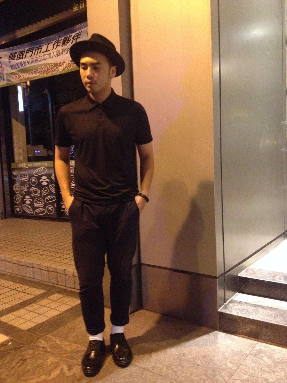 「NewYorkHat、ZARA、UNIQLO、united arrows、hat」｜「UNITED ARROWSのUAD CALF WING TIP（ドレスシューズ、ブラック系）」を使った、Tofuさん（メンズ・175cm）の秋コーディネートの1枚目の写真