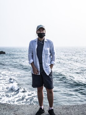 「UNIQLO（ユニクロ）のアイテム（ジャケット/アウター、ホワイト系）」を使った、大白さん（メンズ・174cm）の春コーディネート
