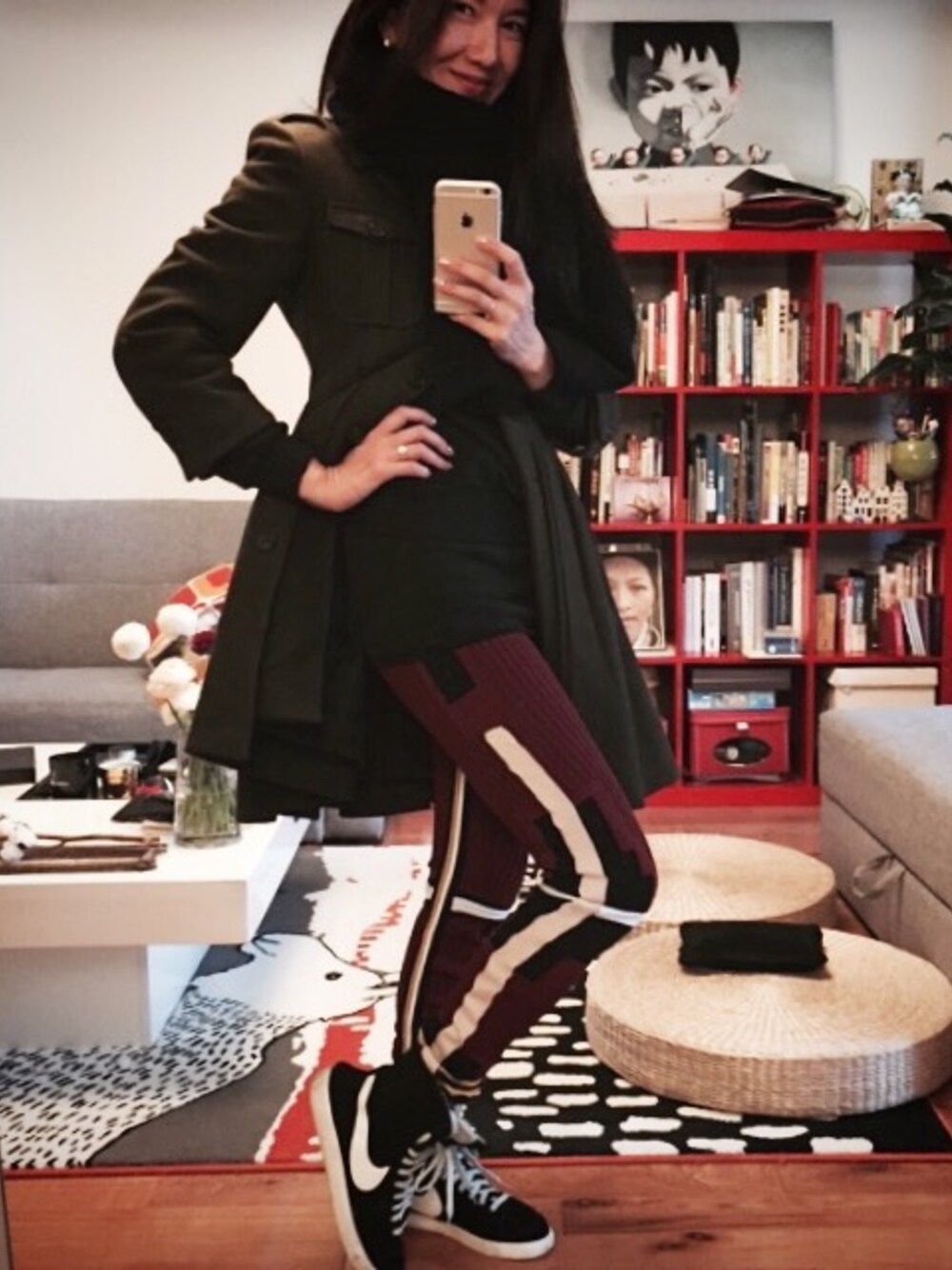 「military、sport style、NIKE、cold weather、fashion、ootd、layering」｜「miu miuのアイテム（ダウンジャケット/コート、グリーン系）」を使った、Susan Chenさん（レディース・162cm）の冬コーディネートの1枚目の写真