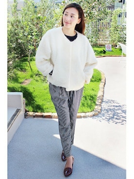 「La TOTALITE（ラトータリテ）のアイテム（ノーカラージャケット）」を使った、Yuさん（レディース・158cm）の秋コーディネート