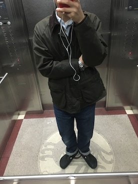 「アイテム（ムートンコート、グリーン系）」を使った、kounichiさん（メンズ・182cm）の冬コーディネート