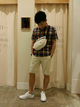 「coen（コーエン）のインドマドラスチェック半袖シャツ（シャツ/ブラウス、ブルー系）」を使った、coen のもとさん（メンズ・172cm）の夏コーディネート