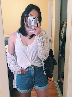 「Abercrombie&Fitch（アバークロンビーアンドフィッチ）のアイテム（タンクトップ）」を使った、chelseaさん（レディース・165cm）の冬コーディネート
