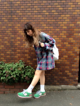 「NEW BALANCE（ニューバランス）のアイテム（スニーカー、グリーン系）」を使った、松本鈴香さん（レディース・153cm）の夏コーディネート