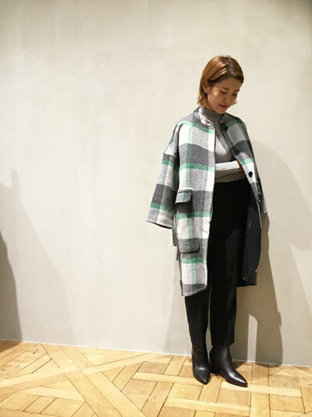 「ミニョン、ファビオルスコーニ(FABIO RUSCONI)、アンシェヌマン、アナカ（unaca)」｜「Unacaのベルトセンタープレスパンツ（その他パンツ、ブラック系）」を使った、enchainement/mignonさん（レディース・158cm）の秋コーディネートの1枚目の写真
