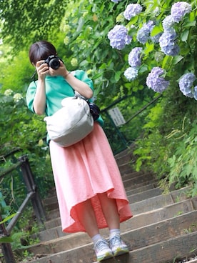 「カメラ女子」｜「アイテム（スウェット）」を使った、haruna tokiさん（レディース・150cm）の夏コーディネート