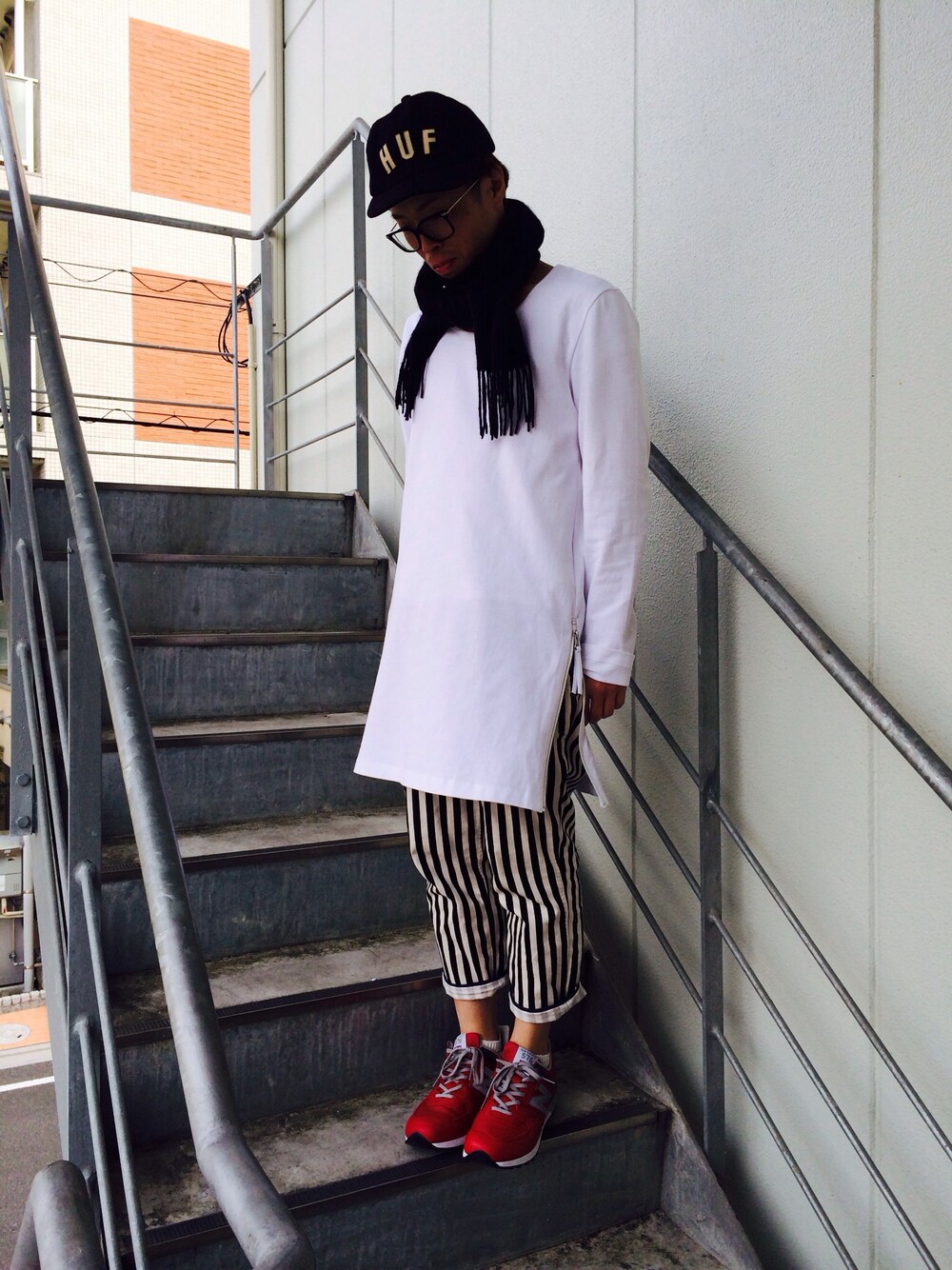 「FACETASMのFACETASM ロングカットソー
（Tシャツ/カットソー、ホワイト系）」を使った、Koichi Ono LABOONさん（メンズ・170cm）の春コーディネートの1枚目の写真