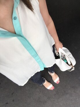 「AG by aquagirl（エージーバイアクアガール）のアイテム（シャツ/ブラウス、ホワイト系）」を使った、saochi♡さん（レディース・160cm）の夏コーディネート