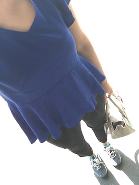 「GU（ジーユー）のアイテム（シャツ/ブラウス、ブルー系）」を使った、saochi♡さん（レディース・160cm）の秋コーディネート