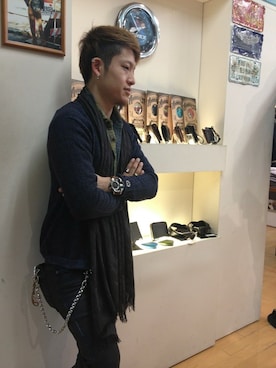 「アイテム（ストール/ショール）」を使った、SHOさん（メンズ・168cm）の冬コーディネート