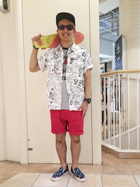 「総柄トップス」｜SHOさん（メンズ・168cm）の夏コーディネート