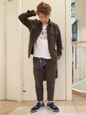 「TYPE BLUE（タイプブルー）のアイテム（トップス）」を使った、SHOさん（メンズ・168cm）の秋コーディネート
