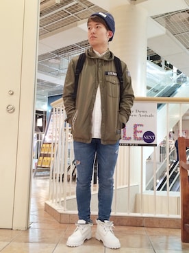 「AVIREX（アヴィレックス）のアイテム（ブーツ）」を使った、SHOさん（メンズ・168cm）の冬コーディネート