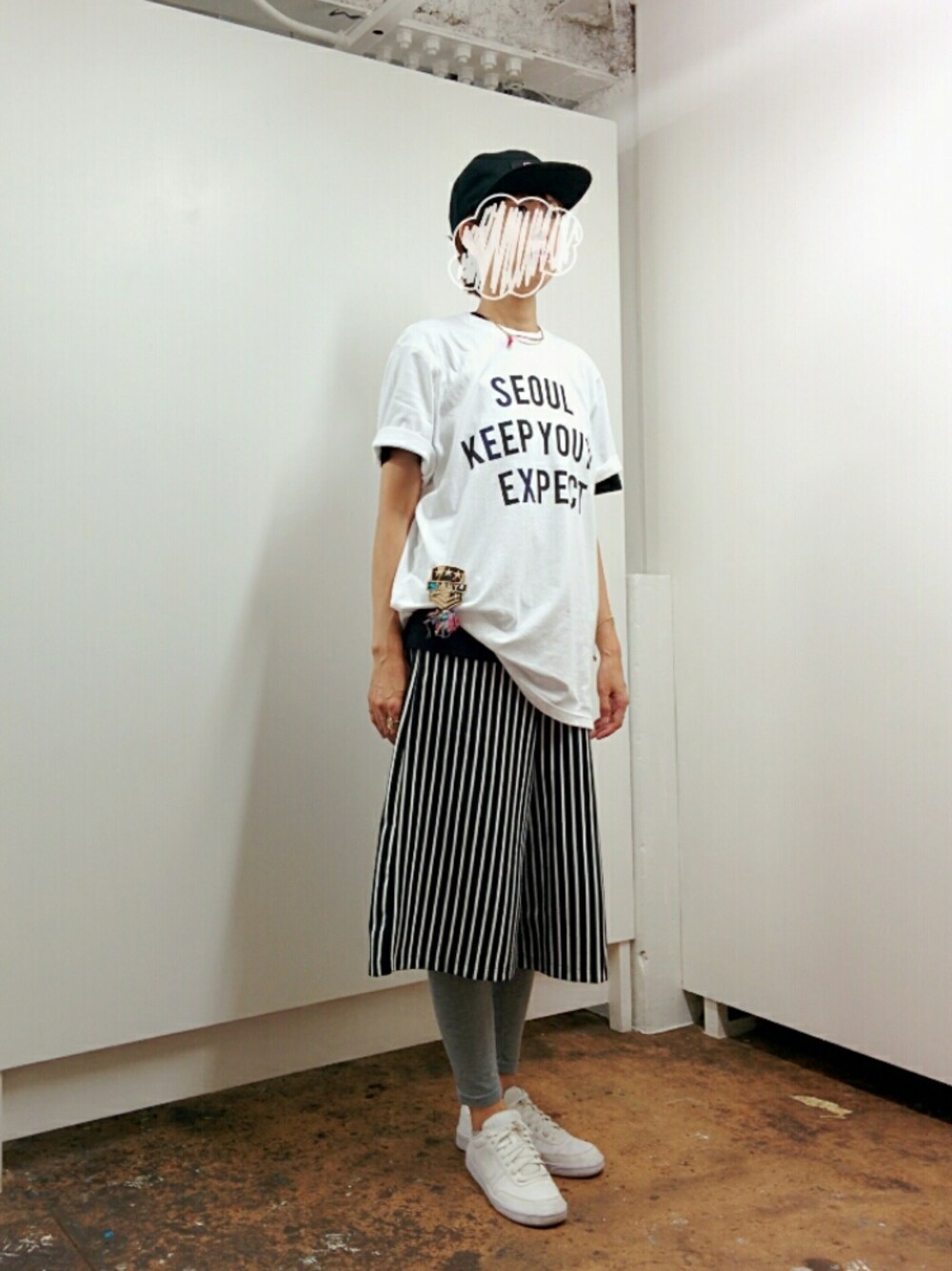 「87mm、korea、韓国ブランド、韓国ファッション、korea style」｜「韓国キャップのアイテム（キャップ、ブラック系）」を使った、aon9さん（レディース・166cm）の夏コーディネートの1枚目の写真