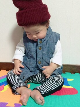 「babygap」｜「アイテム（ダウンベスト）」を使った、mOMさん（キッズ・80cm）の秋コーディネート