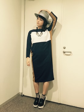 「OSMOSIS（オズモーシス）のアイテム（ワンピース/ドレス）」を使った、平山あやさん（レディース・159cm）の春コーディネート