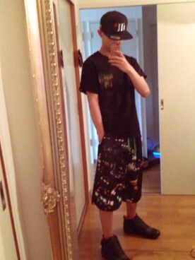 「APPLEBUM（アップルバム）の"Manhattan" T-shirt（Tシャツ/カットソー、ブラック系）」を使った、バムオさん（メンズ・173cm）の春コーディネート
