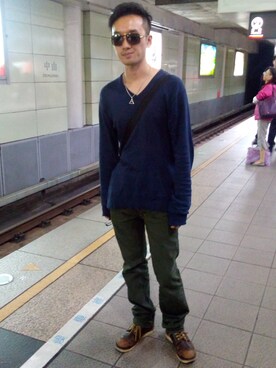 「アイテム（デニムパンツ、グリーン系）」を使った、irisxxzzさん（メンズ・176cm）の冬コーディネート