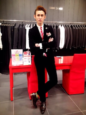 「COMME CA COLLECTION（コムサ・コレクション）のアイテム（セットアップ）」を使った、Marco   Lauさん（メンズ・182cm）の夏コーディネート