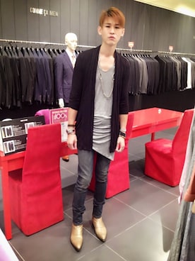 「DSQUARED2（ディースクエアード）のアイテム（ニット/セーター）」を使った、Marco   Lauさん（メンズ・182cm）の夏コーディネート