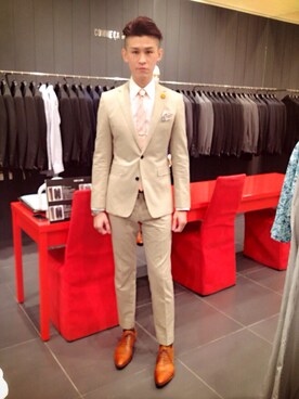 「COMME CA COLLECTION（コムサ・コレクション）のアイテム（セットアップ）」を使った、Marco   Lauさん（メンズ・182cm）の秋コーディネート