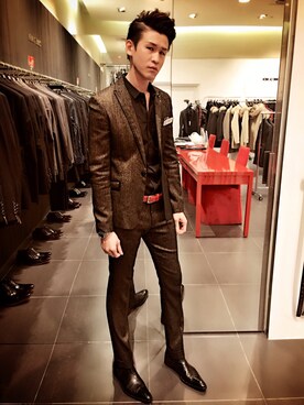 「COMME CA COLLECTION（コムサ・コレクション）のアイテム（セットアップ）」を使った、Marco   Lauさん（メンズ・182cm）の冬コーディネート