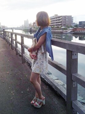 「ZARA（ザラ）のアイテム（サロペット/オーバーオール、ホワイト系）」を使った、C O Oさん（レディース・152cm）の秋コーディネート