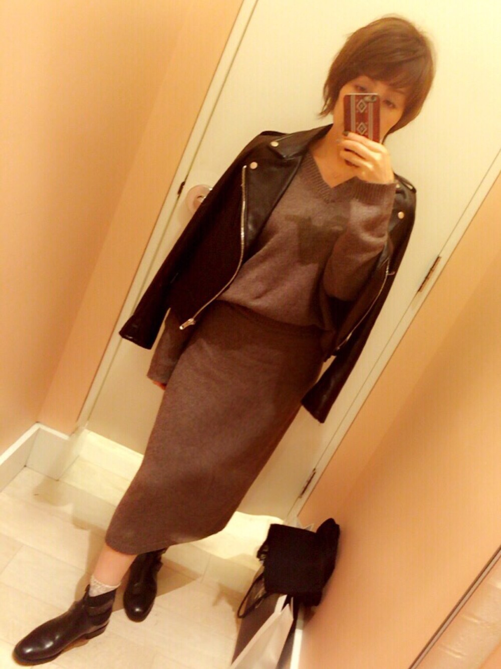 「Ungrid、TODAYFUL、ZARA、ライダース、ニット、セットアップ、冬、冬コーデ、新作」｜「TODAYFULのレザーライダースジャケット（ライダースジャケット、ブラック系）」を使った、UUさん（レディース・158cm）の秋コーディネートの1枚目の写真
