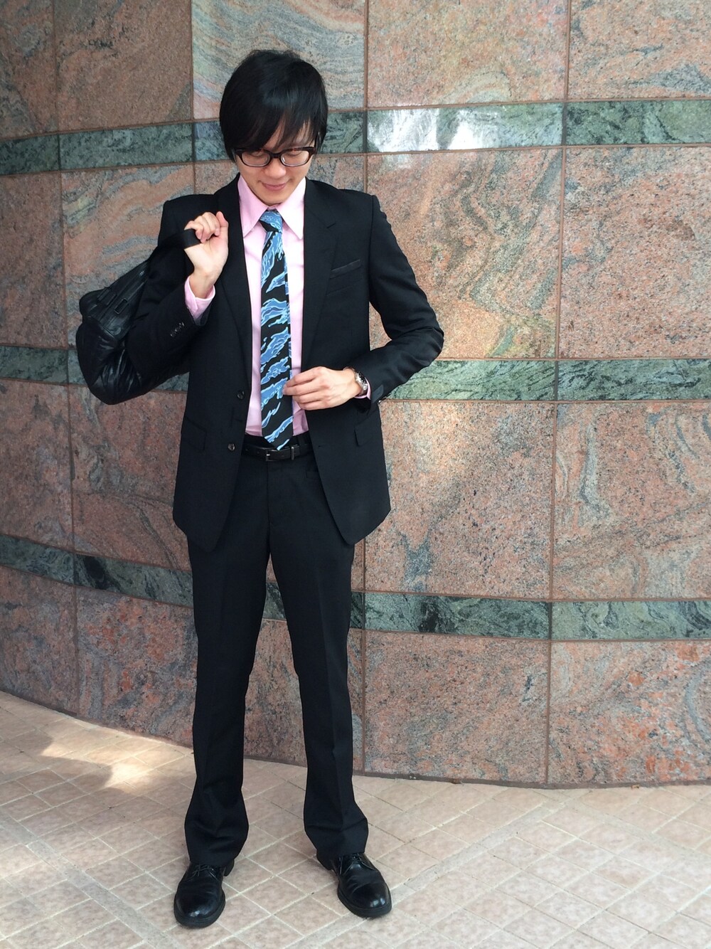 「COMPILE LINE (N.HOOLYWOOD)のアイテム（セットアップ、ブラック系）」を使った、LKさん（メンズ・178cm）の秋コーディネートの1枚目の写真