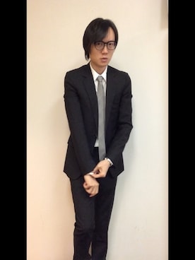 「アイテム（セットアップ、ブラック系）」を使った、LKさん（メンズ・178cm）の秋コーディネート